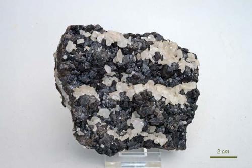 Sphalerite, calcite
Nenthead, Cumbria, England, UK
11 cm wide (Author: Roger Warin)