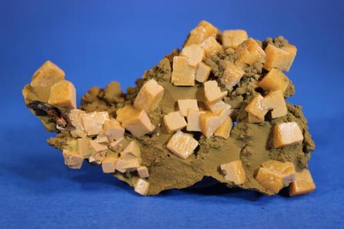 Wulfenite, Mottramite
Ojuela Mine, Mapimi, Mun. de Mapimi, Durango, Mexico
7.7 x 5.0 cm (Author: Don Lum)