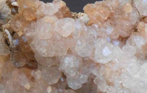 Analcima
Five Islands, Nova Scotia, Canadá
10 x 6,5 x 4,5 cm
Detalle de los cristales de analcima (Autor: Antonio Alcaide)