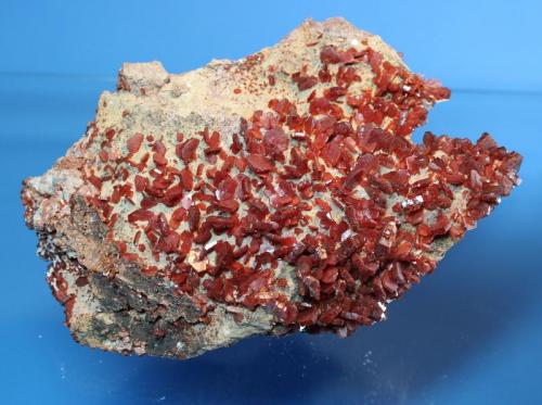 Vanadinite
Milbladen, Morocco
19.5 x 13 cm (Author: Don Lum)