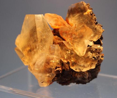 Calcite
Xikuangshan Deposit, Hunan Province, China
5 x 4.7 x 4.4 cm
ex Geoff Krasnov (Author: Don Lum)