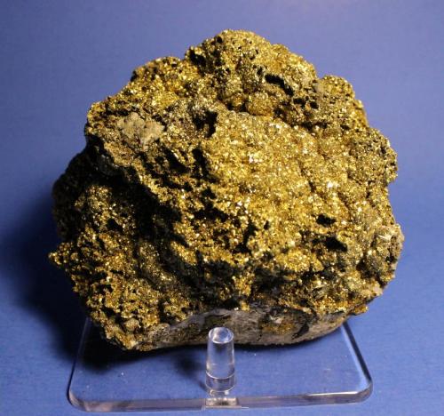 Chalcopyrite
Sweetwater Mine, Viburnum Trend District, Reynolds County, Missouri, USA
14.2 x 11 x 7.0 cm (Author: Don Lum)