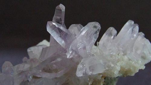 Quartz with Amethyst.
Piedra Parada, Tatatila, Veracruz, Mexico.,
FOV 30 x 15 mm (approx) (Author: nurbo)