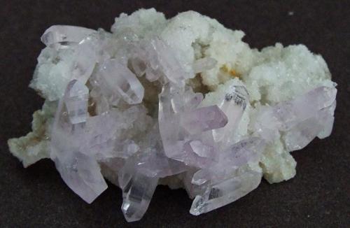 Quartz with Amethyst.
Piedra Parada, Tatatila, Veracruz, Mexico.
40 x 25 mm (Author: nurbo)