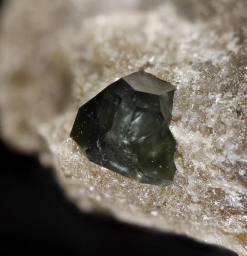 Boracite
Gröna Mine, Bernburg, Stassfurt Potash Deposit, Saxony-Anhalt, Germany
FOV 10,54mm
1x. Focus rail MacroRail. Canon EOS 600D. Ikea lights
Photo: Oscar Fernández Arcís, Mineral: Manuel de Torres (Author: ofarcis)