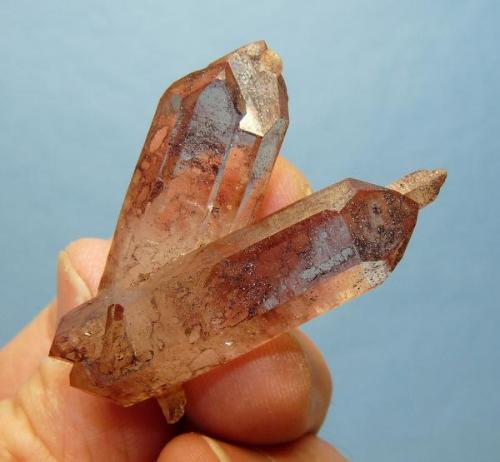 Quartz with hematite
Pella, Orange river, Northern Cape, SA
42 x 29 x 18 mm
Same as above. (Author: Pierre Joubert)