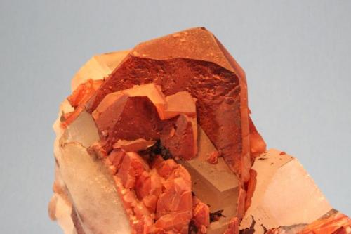 Calcite, Hematite
Babu, Guangxi, China
11.2 x 7.0 cm (Author: Don Lum)