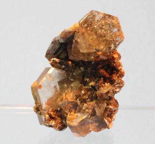 Apatite
Panasqueira Mine, Covilha, Castelo Branco. Cova da Beira, Centro, Portugal
3.9 x 3.5 cm (Author: Don Lum)