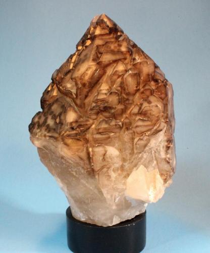 Quartz
near Diamantina, Jequitinhona Valley, Minas Gerais, Brazil
15 x 12 cm (Author: Don Lum)