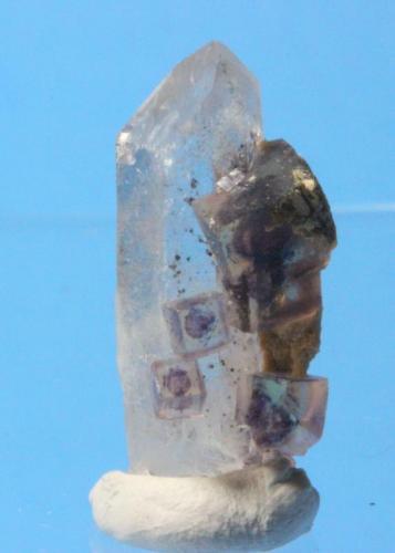 Fluorite, Quartz
Orange River Area, Northern Cape Province, South Africa
23 x 10 x 8 mm (Author: Don Lum)