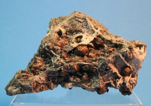 Copper
Clark Mine, Copper Harbour, Keeweenaw County, Michigan, USA
11.5 x 6.5 x 4.3 cm
Previously posted, better pictures (Author: Don Lum)