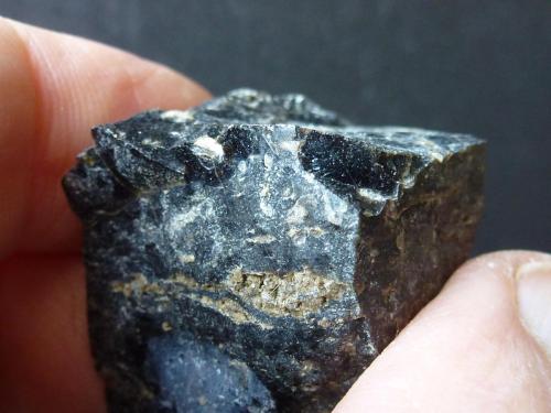 obsidiana<br />Parque nacional del Teide, Tenerife, Santa Cruz de Tenerife Province, Canary Islands, Spain<br />4 x 4 cm.<br /> (Autor: javier ruiz martin)