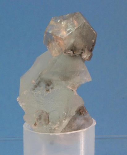 Calcite, Fluorite
Xianghuapu Mine, Xianghualing Sn-Polymetallic Ore Field, Linwu County, Chenzhou Prefecture, Hunan Province, China
5.4 x 3.5 cm (Author: Don Lum)