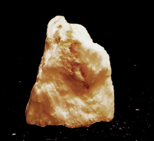 Yeso<br />Rivas-Vaciamadrid, Comarca Área metropolitana de Madrid, Comunidad de Madrid, España<br />2,6 x 2,4 cm<br /> (Autor: angel picazo monroy)
