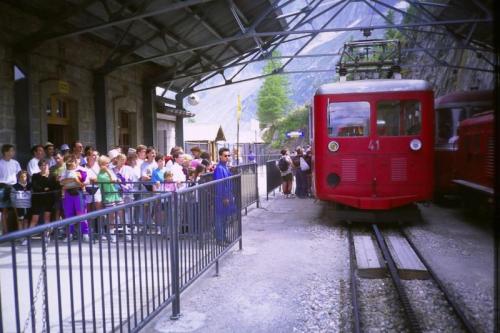 From Chamonix I got the train to Montenvers, which is by far the easiest way to get to the Mer de Glace; which I needed to walk along to get to the Aiguille du Moine. It’s a very popular spot for visiting tourists and climbers passing through..
Photo scanned from slide. (Author: Mike Wood)