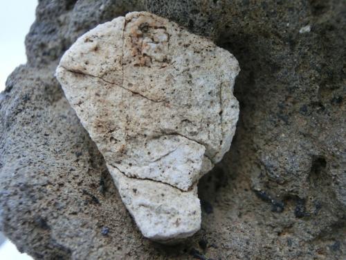 Feldespato<br />Arucas, Gran Canaria, Provincia de Las Palmas, Canarias, España<br />3 x 2,5 x 1,5 cm<br /> (Autor: María Jesús M.)