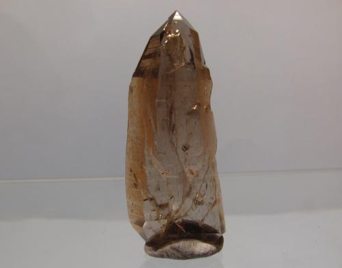 Smoky Quartz
Aiguille du Moine, Mont-Blanc massif, France
38mm x 15mm x 9mm
Same specimen as above (Author: Mike Wood)