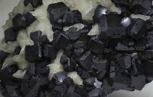 Fluorite, Calcite
Josefa-Veneros vein (Josefa-Veneros Norte vein), Coroña de Arriba-La Collada, La Collada mining area, Siero, Asturias, Spain
Largest crystal is 4.5 x 4.5 cm (Author: James)