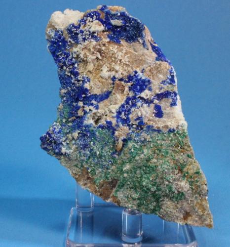 Linarite, Brochantite
Sunshine #1, Blanchard Mine, Bingham, New Mexico, USA
10.5 x 6 cm (Author: Don Lum)