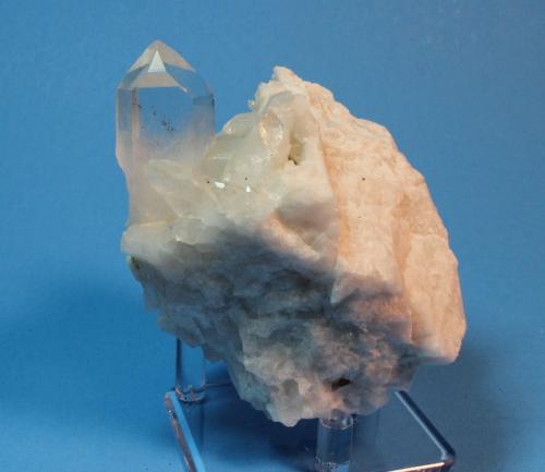 Quartz
Garland County, Arkansas, USA
10 x 9.5 cm (Author: Don Lum)