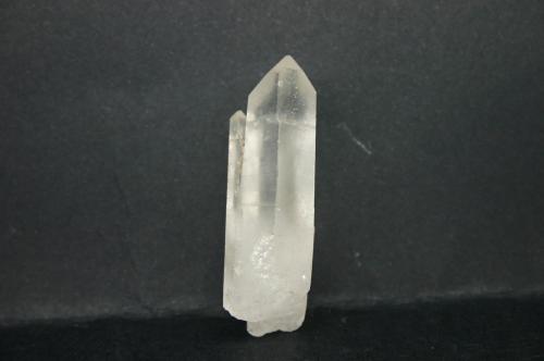 Cuarzo (variedad cristal de roca)
Fianarantsoa, Ambositra, Madagascar
49mm - 15mm - 16mm (Autor: Pedro Naranjo)