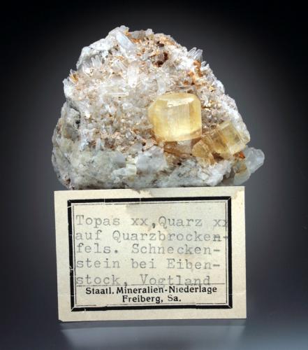 Topaz on Quartz
Schneckenstein, Vogtland, Saxony, Germany
5x5x3 cm overall size (Author: Jesse Fisher)