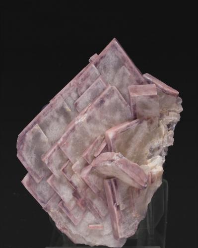 Barite
Calcite Quarry, Holzen, Arnsberg, Sauerland, North Rhine-Westphalia, Germany
Specimen size: 7.2 × 5.4 × 3.2 cm
Mined by Peter Seroka the 17/08/2006

Specimen & Photo: Reference Specimens (Author: Jordi Fabre)