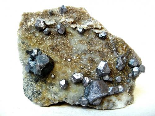 Galena
Stahlberg Mine (Schwabengrube), Müsen, Siegerland, North Rhine-Westphalia, Germany
6 x 4,5 cm (Author: Tobi)