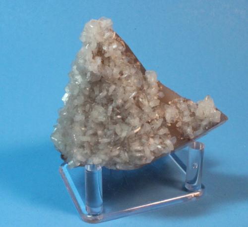 Calcite, Stilbite
Aurangabad, Maharashtra State, India
8 x 7 cm (Author: Don Lum)