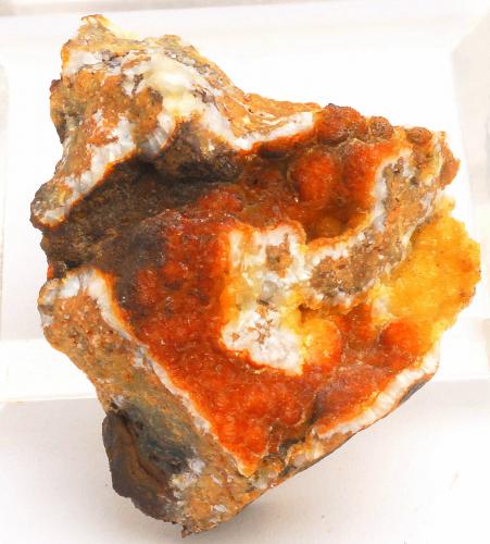Hemimorfita -
Mina Susana - Mines de Liat - Unhola e Liat - Naut Aran - Val d’Aran - Catalunya - España -
3,6 x 3,3 x 2,7 cm (Autor: Martí Rafel)