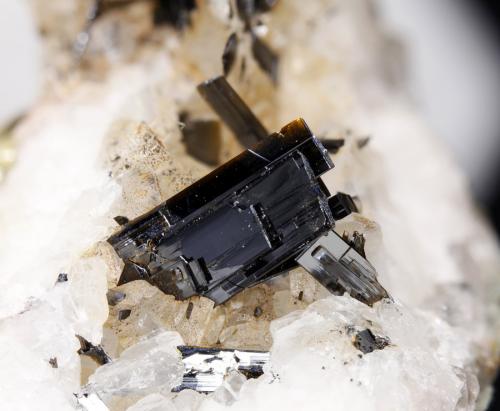 Goethite
Tordelrabano. Guadalajara.  Castile-La Mancha. Spain.
Crystal of 7.5mm
0.79x. Focus rail MacroRail. Canon EOS 600D. Ikea lights 
Photo: Oscar Fernández Arcís, Mineral: Manuel de Torres (Author: ofarcis)