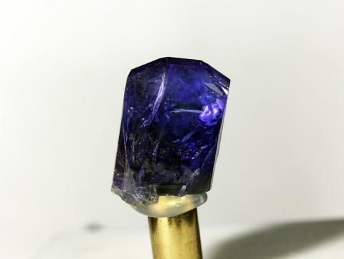 Zoisita var. Tanzanita
Merelani Hills. Montes Lelatema. Arusha. Tanzania.
Encuadre de 33,18mm
0,79x. Carril de enfoque MacroRail. Canon EOS 600D. Luces de Ikea 
Foto: Oscar Fernández Arcís, Mineral: Manuel de Torres (Autor: Oscar Fernandez)