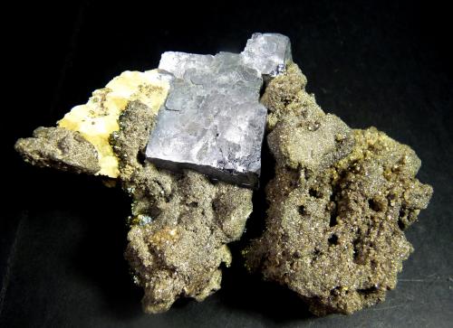 Galena y Calcita.
Mina Deardorff, Hardin Co. Illinois, USA
90x60 mm. (Autor: Jesus Franquesa Baucells)