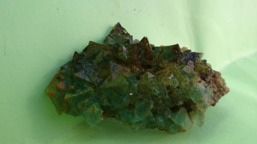 Fluorita<br />Berta Quarry, Can Domènech Hill, Roques Blanques Mountains, Sant Cugat del Vallès-El Papiol, Comarca Vallès Occidental / Baix Llobregat, Barcelona, Catalonia / Catalunya, Spain<br />8 x 6 cm<br /> (Autor: juan martin)