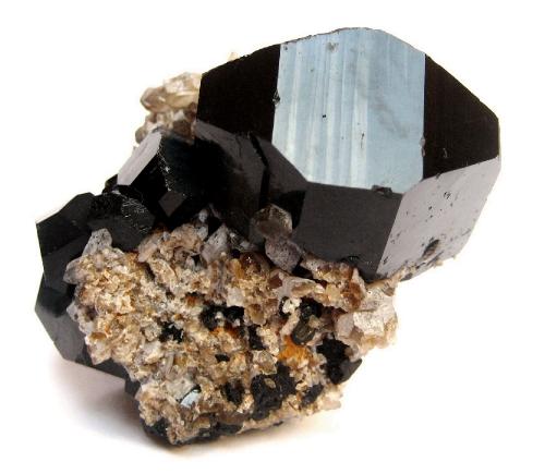 Schorl
Erongo Mountain, Erongo Region, Namibia
Specimen size 6 cm, main crystal 4 cm (Author: Tobi)