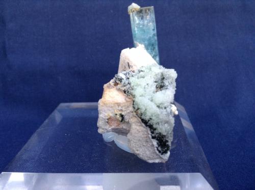 Opal
Erongo Mountain, Namibia
2cm x 1cm x .2 cm
Opal (indirect sunlight) (Author: Mark Ost)