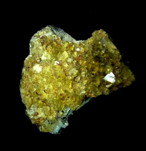Fluorita.
Mina Santiago, Ulldemolins, Priorat, Tarragona, Cataluña, España.
80x75 mm. (Autor: Jesus Franquesa Baucells)