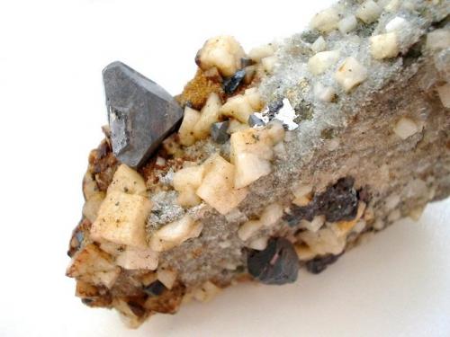 Galena (Gonderbach twin), ankerite
Glücksbrunnen mine, Niederfischbach, Siegerland, Rhineland-Palatinate, Germany
2 cm crystal (Author: Andreas Gerstenberg)