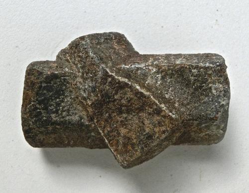 Estaurolita
Finistère, Bretaña, Francia.
4 x 1,8 x 1,5 cm (Autor: María Jesús M.)