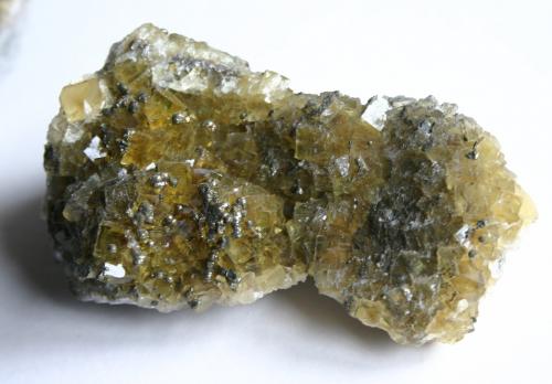 Fluorita con pirita
Mina Moscona, Solís, Zona Minera de Villabona, Corvera de Asturias, Asturias, España.
98mm - 56mm - 49mm (Autor: Pedro Naranjo)