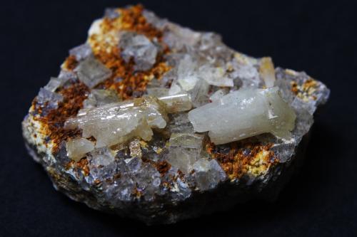 Cerussite on fluorite & barite
White Rake, Tideswell, Derbyshire, England, UK
Crystals to 10 mm (Author: Andy Lawton)