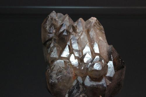 Quartz (scepter)
Alaotra-Mangoro Region, Toamasina Province, Madagascar
8.0 x 6.0 cm (Author: Don Lum)