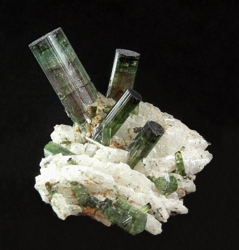 Elbaite with Albite
Pederneira claim, São José da Safira, Doce valley, Minas Gerais, Brazil
68 x 52 x 40 mm (Author: GneissWare)