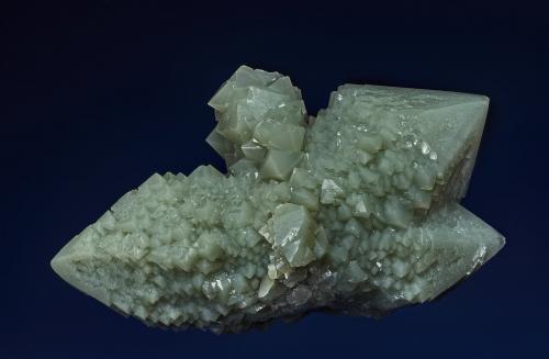 Quartz
2nd Sovetskii Mine, Dal’negorsk, Kavalerovo Mining District, Primorskiy Kray, Far-Eastern Region, Russia
6.0 x 3.6 cm (Author: am mizunaka)