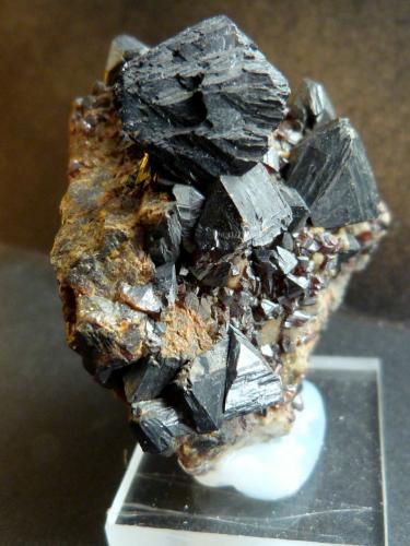 Esfalerita<br />Zona Minera Áliva, Camaleño, Comarca Liébana, Cantabria, España<br />5 x 4,5 x 3 cm.<br /> (Autor: Felipe Abolafia)