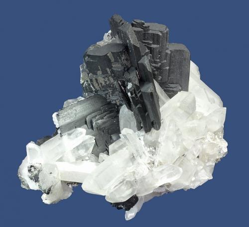 Ferberite and Quartz
Piaotang Mine, Xihuashan Ore Field, Dayu Co., Ganzhou Prefecture, Jiangxi Province, China
135 x 103 x 101 mm (Author: GneissWare)