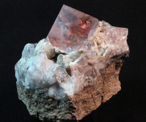 Fluorite
Heights Mine, Weardale County, Durham, England
9 x 8 cm (Author: Don Lum)