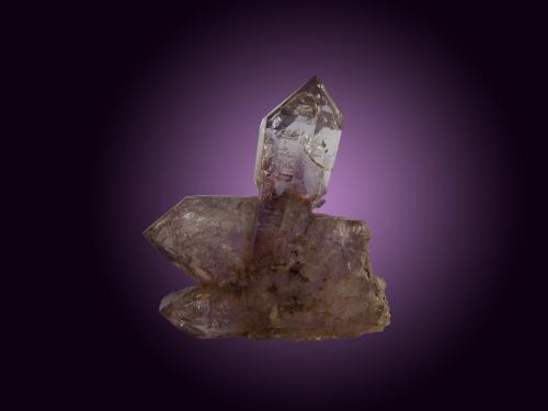 Cuarzo variedad amatista
Piedra Parada, Tatatila, Veracruz de Ignacio de la Llave, México
4.8 cm. X 4.8 cm. X 2.5 cm. (Autor: jesus salinas)
