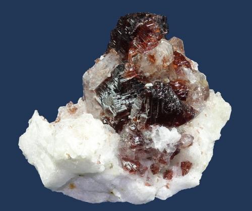 Spessartine with Quartz on Albite
Navegadora Mine, Penha do Norte, Conselheiro Pena, Minas Gerais, Brazil
71 x 54 x 52 mm (Author: GneissWare)