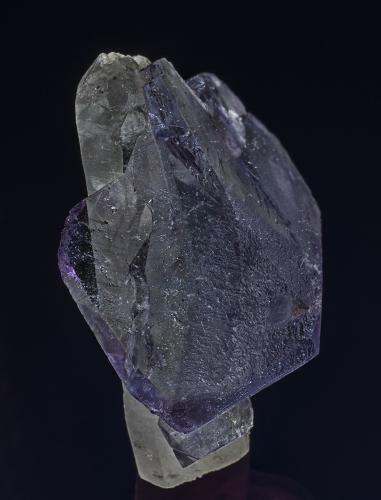 Fluorite, Quartz
Yaogangxian Mine, Yizhang Co., Chenzhou Prefecture, Hunan Province, China
5.0 x 2.9 cm (Author: am mizunaka)